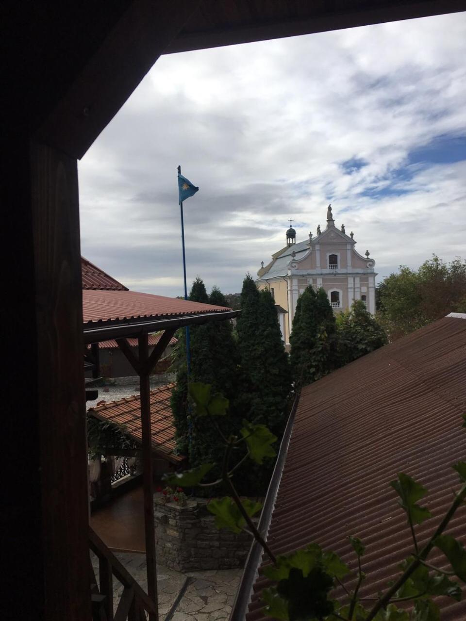 Апартаменты в Старом городе Кам'янець-Подільский Екстер'єр фото
